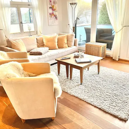 Prázdninový dům Familienferienhaus Ruegenbrise - Gemeinsames Urlauben Mit Steg Und Boot Auf Ruegen - Alles Inklusive Und 5 Baeder Garz (Rugen)