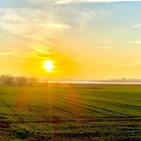 Familienferienhaus Ruegenbrise - Gemeinsames Urlauben Mit Steg Auf Ruegen * 가르쯔